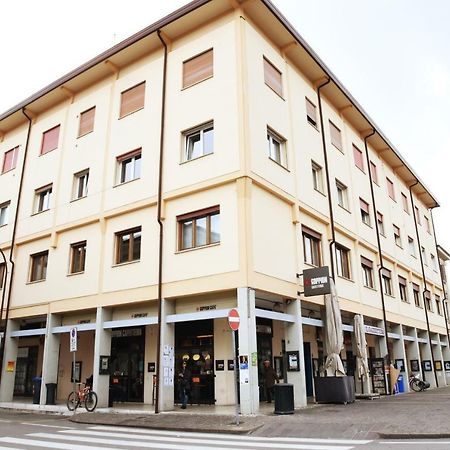 Cozy 5 People Apartament Mogliano Veneto Kültér fotó