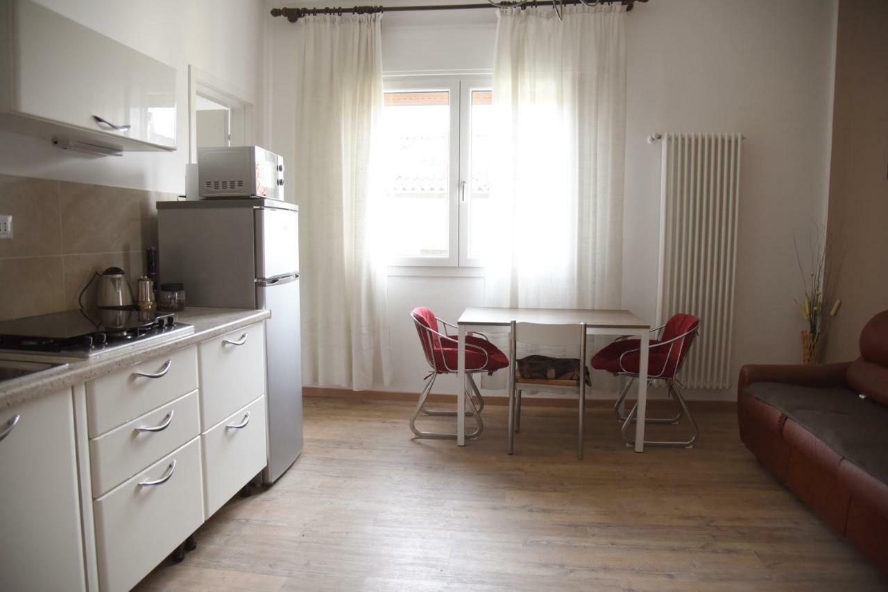 Cozy 5 People Apartament Mogliano Veneto Kültér fotó